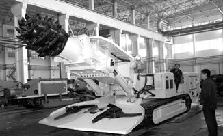 北方重工新型掘进机研发成功，引领工程机械智能施工新纪元